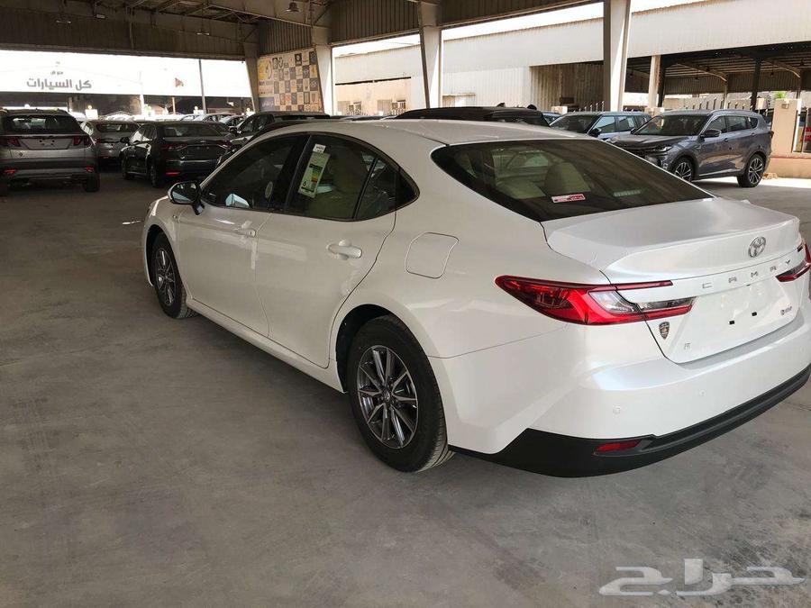 تويوتا كامري E استاندر هايبرد202564581388509186114