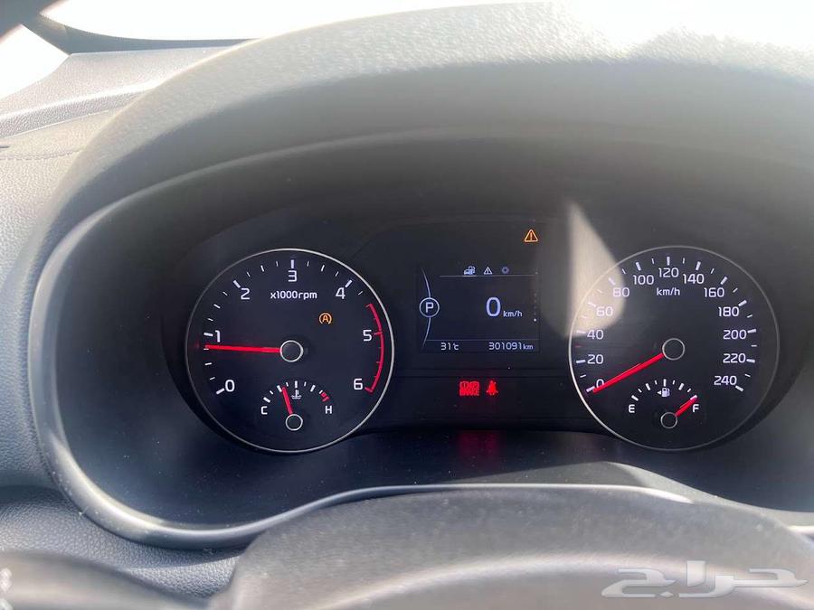 كيا سبورتاج 2017 ديزل نص فل للبيع العاجل64581361117698114