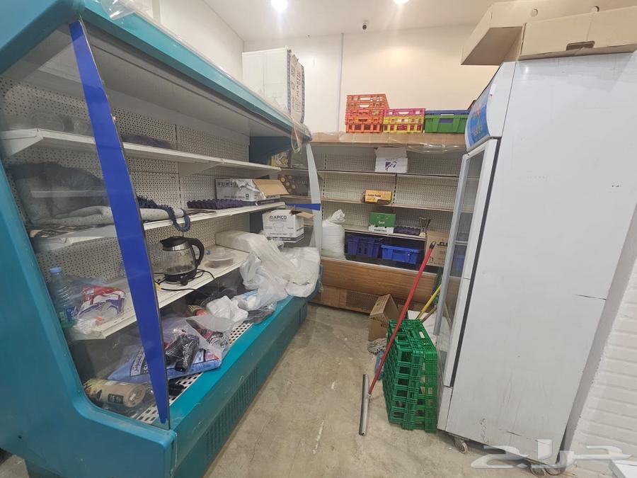 اغراض محل للبيع64422788398082111