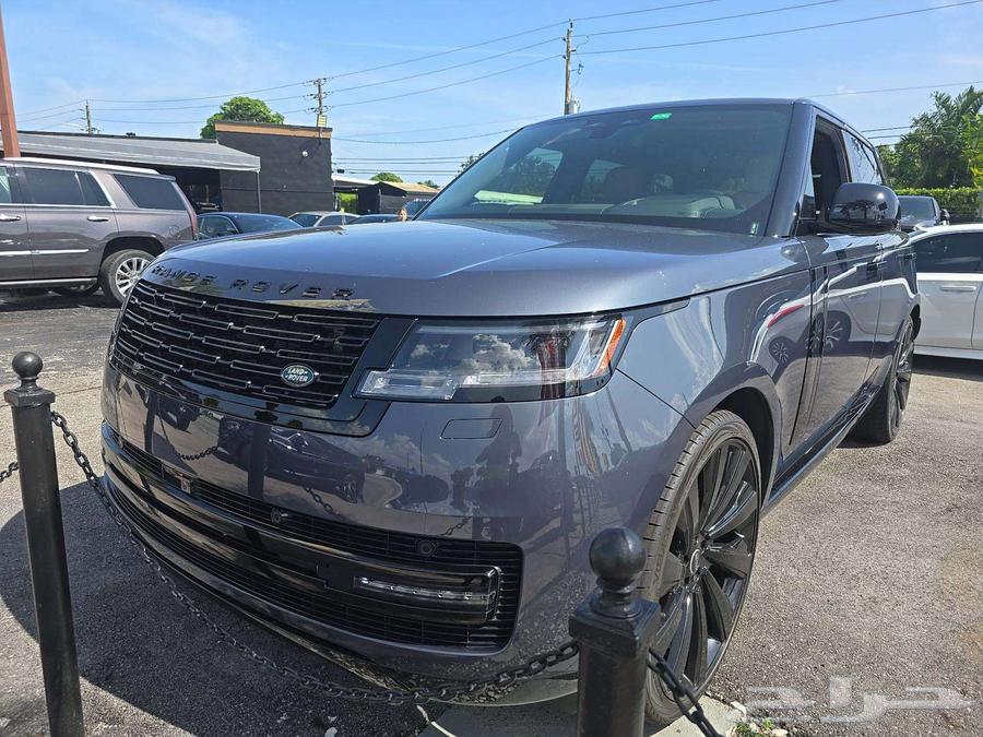 رنج روفر هايبرد 2025 بسعر مميز64586849287043111