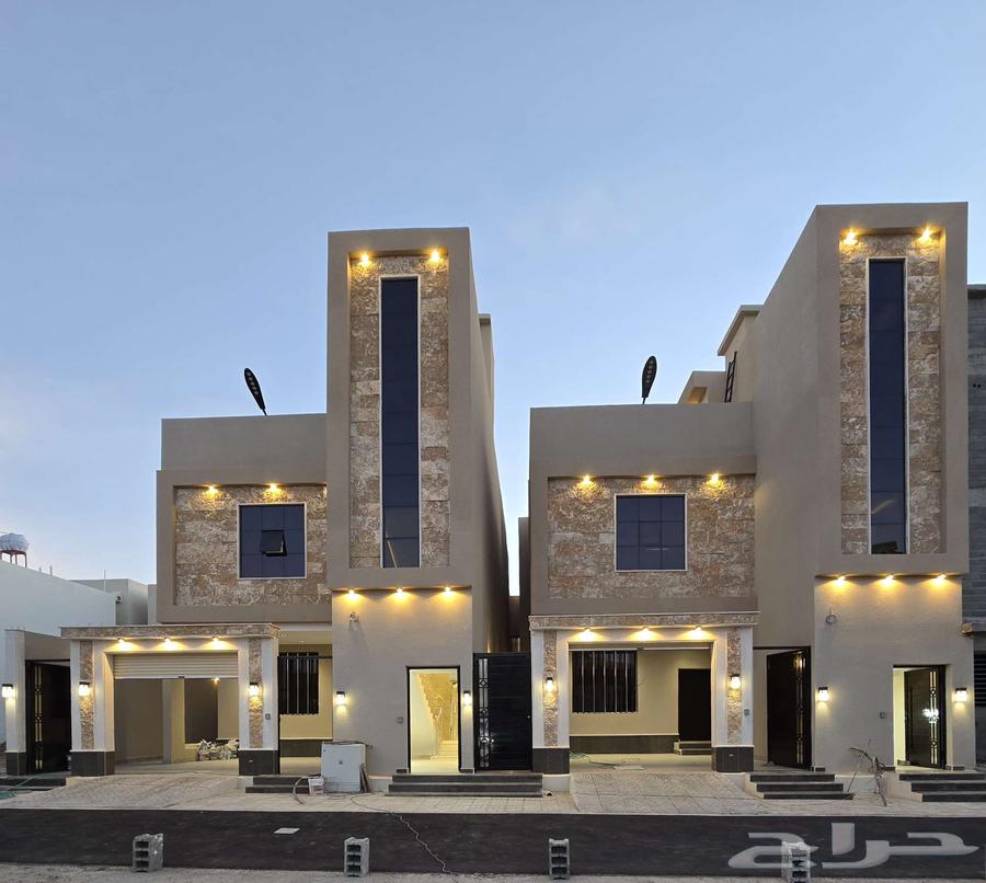 أدوار أرضية فاخره للبيع مخطط اليرموك - طريق خميس مشيط ابها64142105735555110