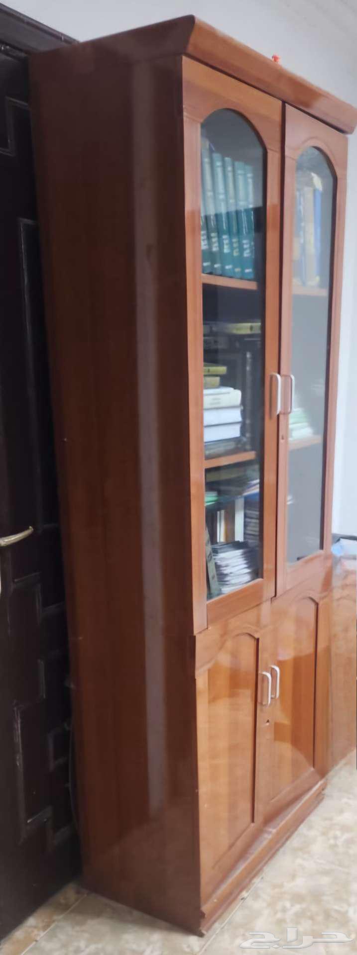 ثلاث مكتبات للكتب64427196247939111