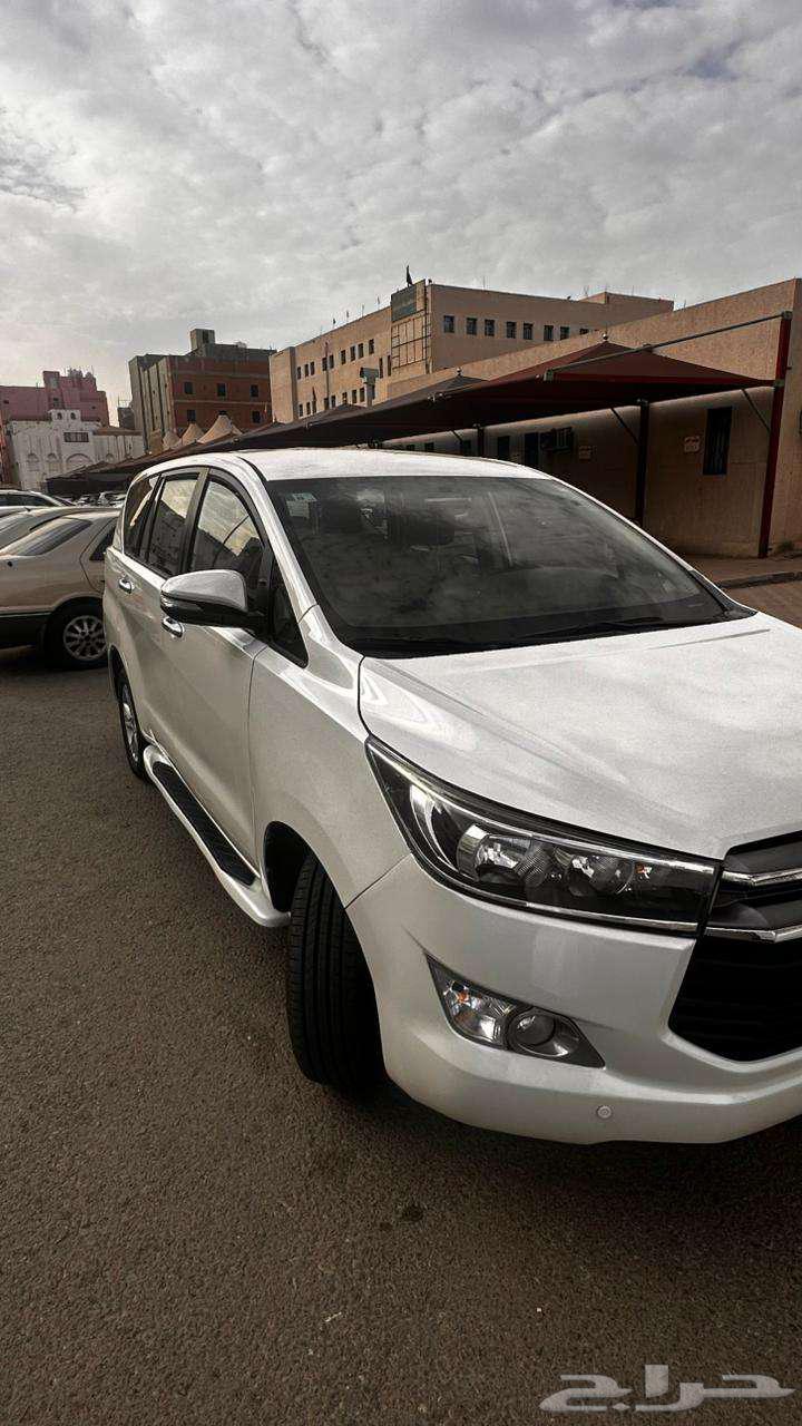 انوفا 2016 نظيفة للبيع ممشى 250الف64589700573187110