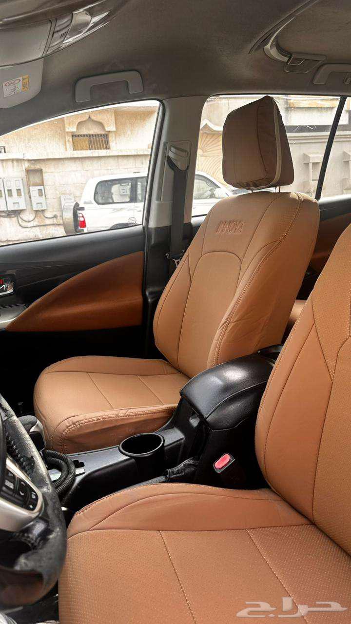 انوفا 2016 نظيفة للبيع ممشى 250الف64589700573187114