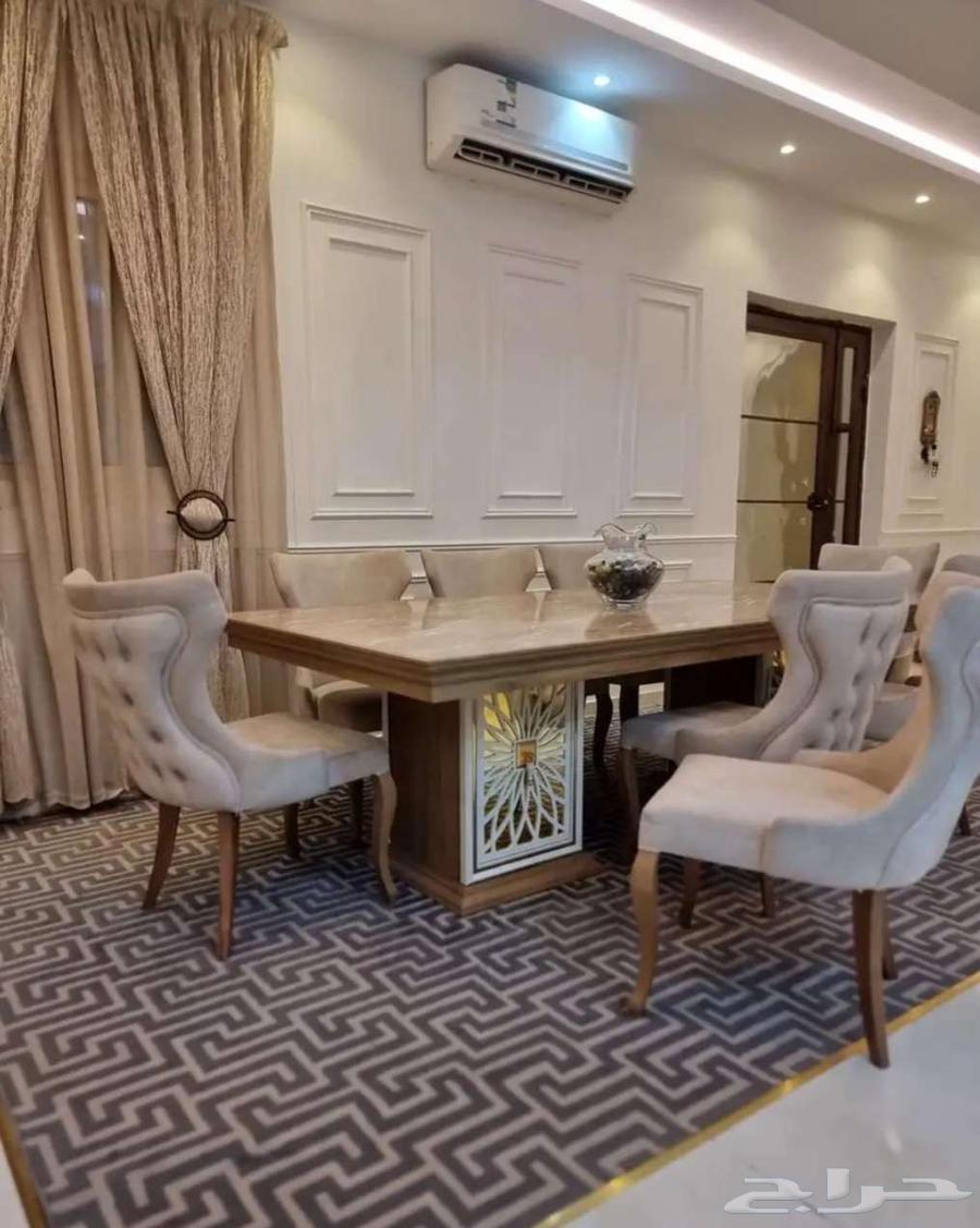 Dining table64428066572035112