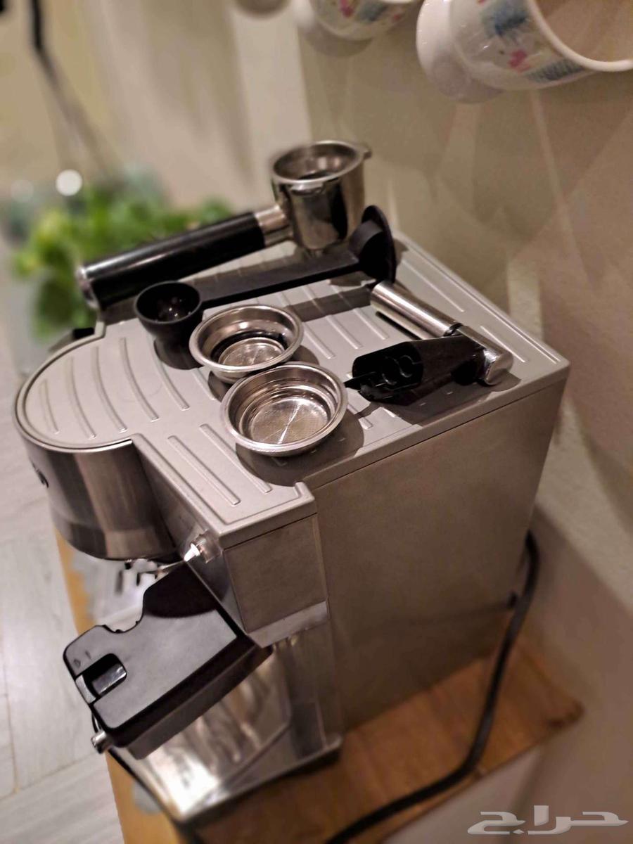 الة قهوة نظيفه64429532434307112