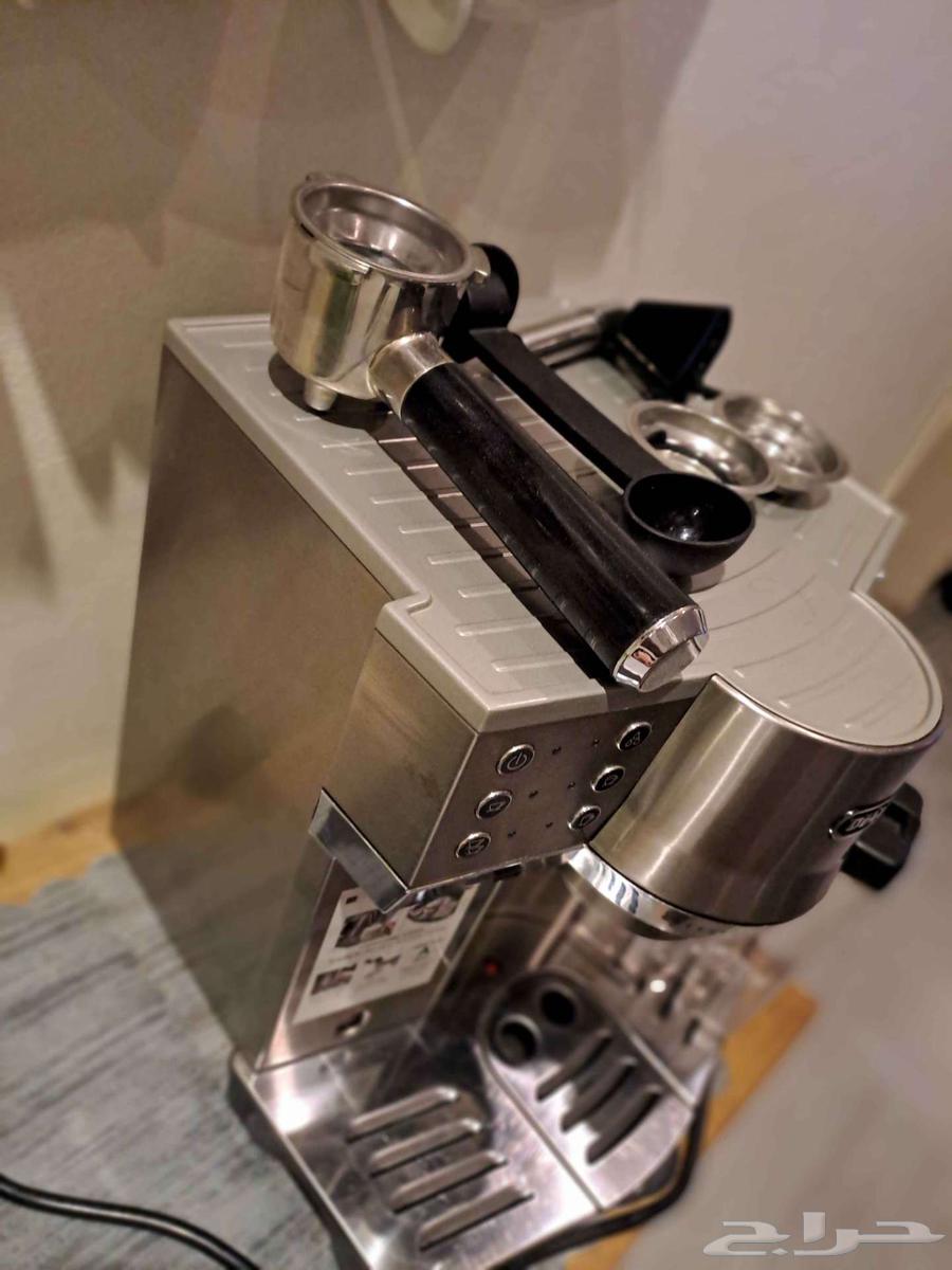 الة قهوة نظيفه64429532434307110