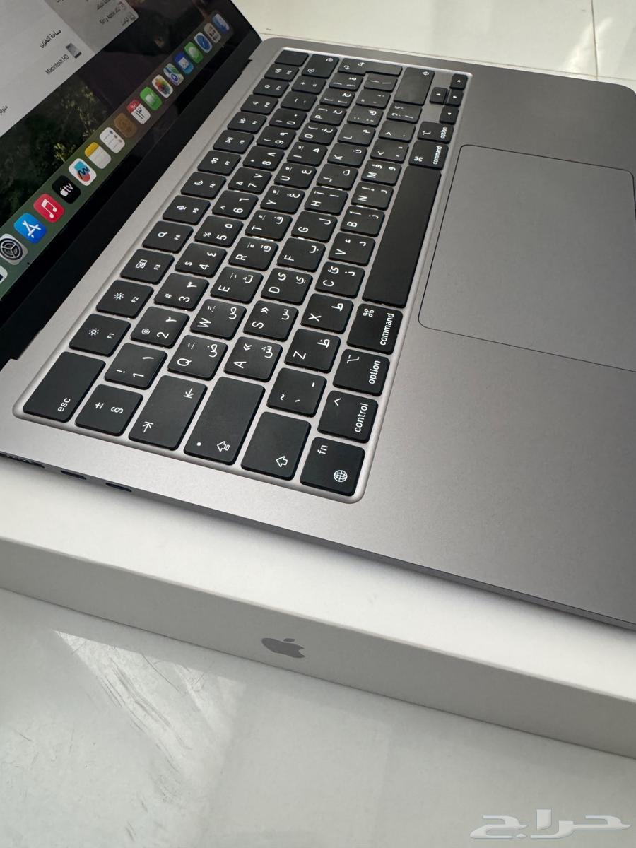 جهاز أبل ماك بوك آير بمعالج M264429909906307113