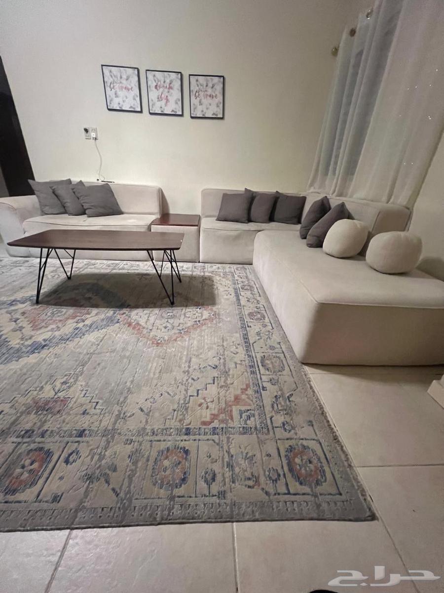 كنب مع زوليه وطاولة64431842122882111