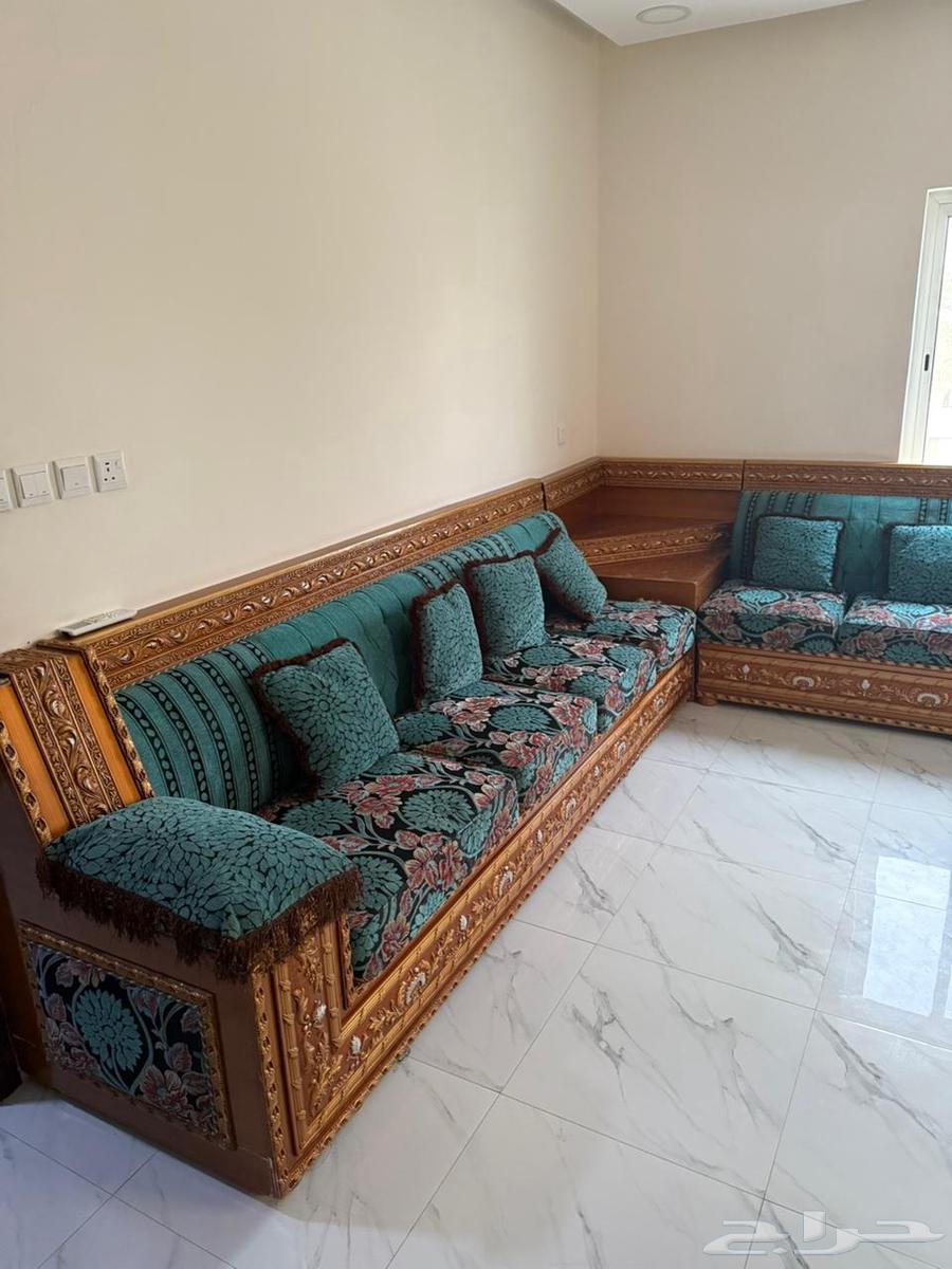 جلسة للبيع بحالة ممتازة64431767815042111