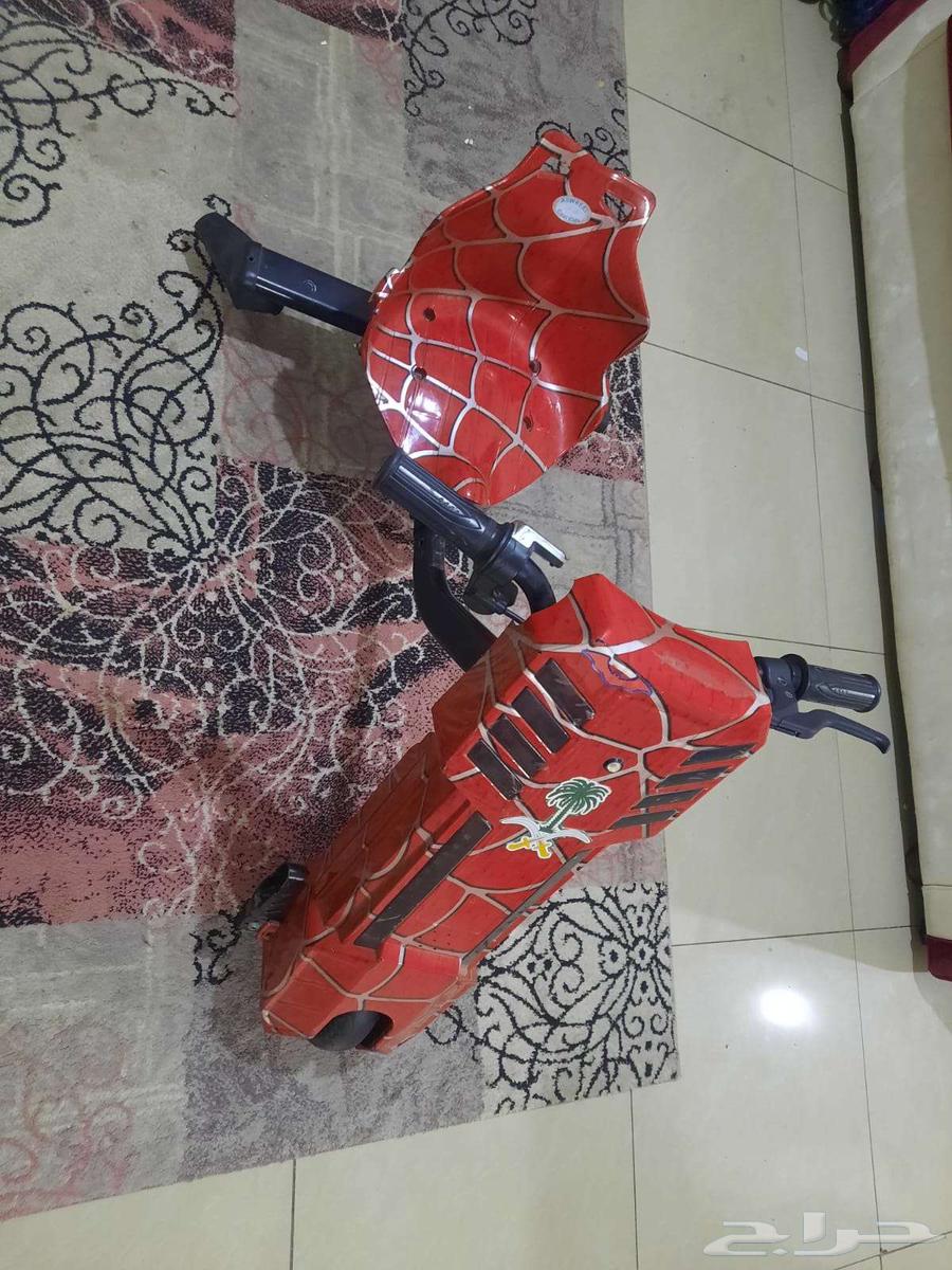 سرير أطفال وأغراض منزلية وسيارة كهربية للبيع64432114934019114