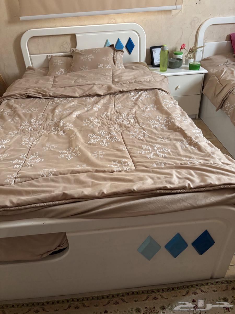 غرفة نوم شخصين64432605473410110