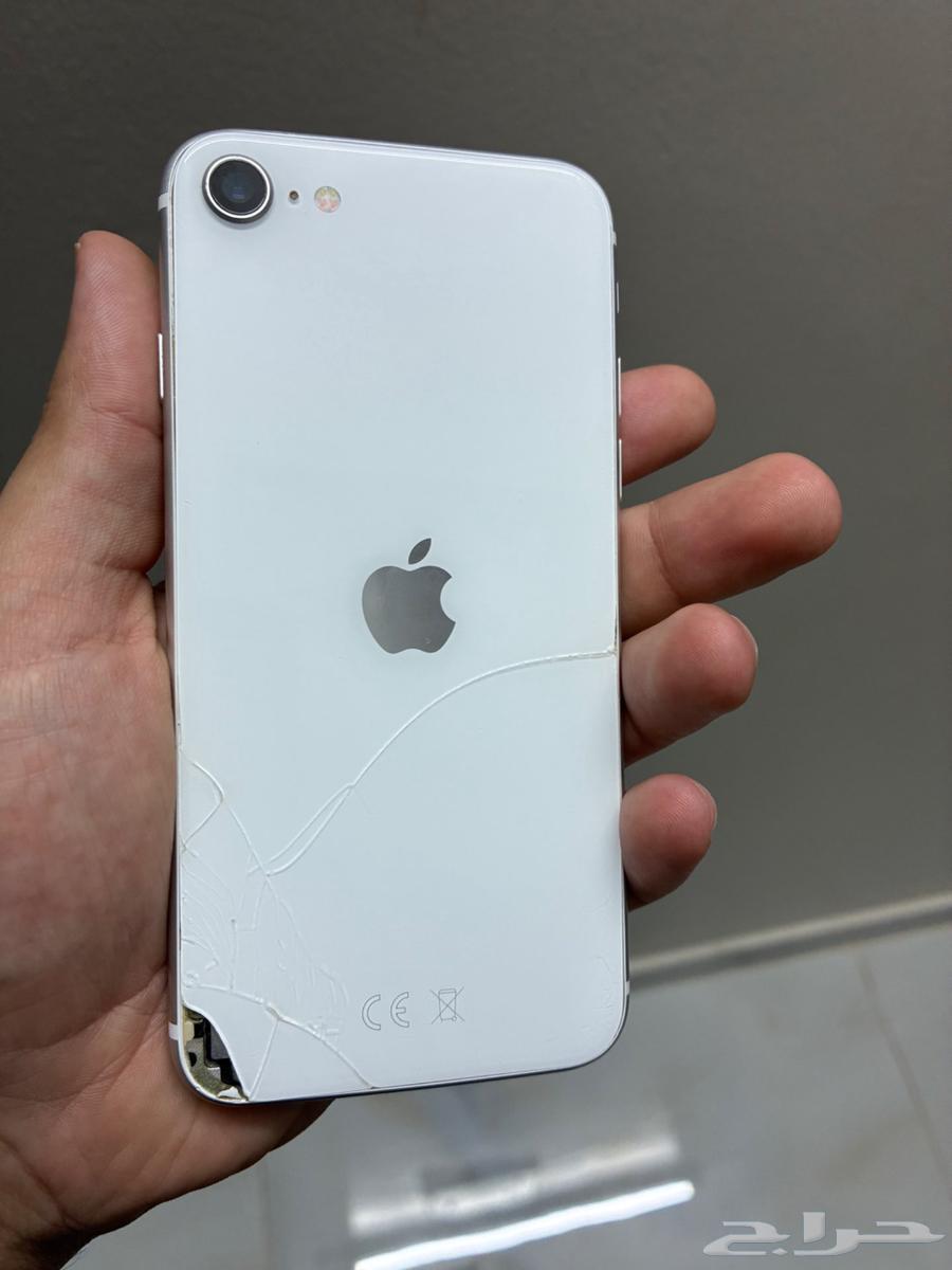 ايفون se64432930948993110