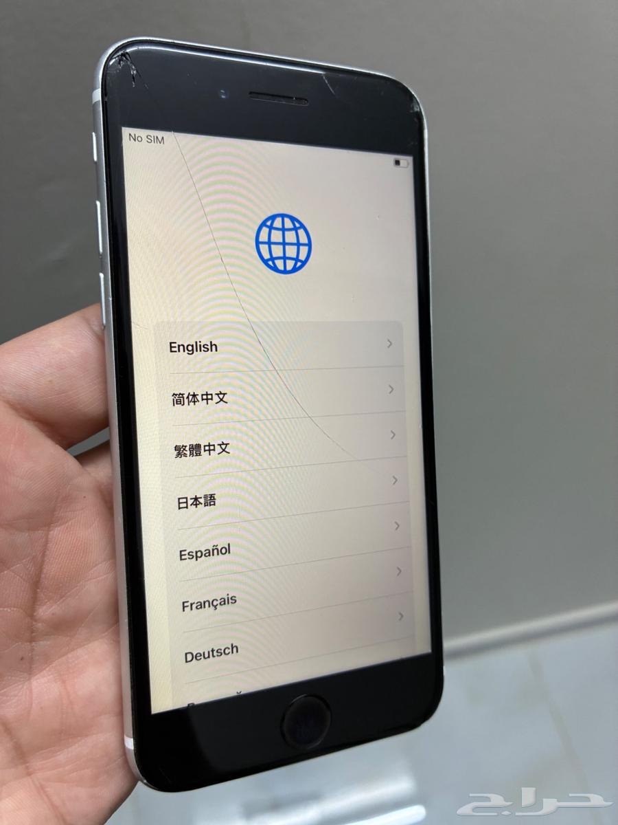 ايفون se64432930948993111