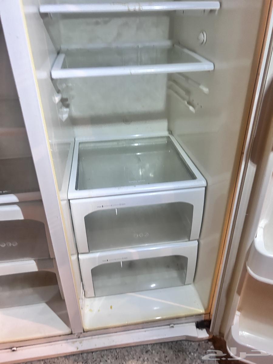 ثلاجة LG بابين64433337079682112