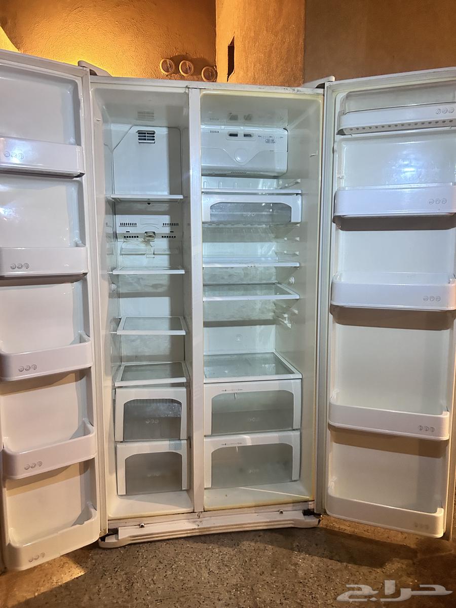 ثلاجة LG بابين64433337079682110