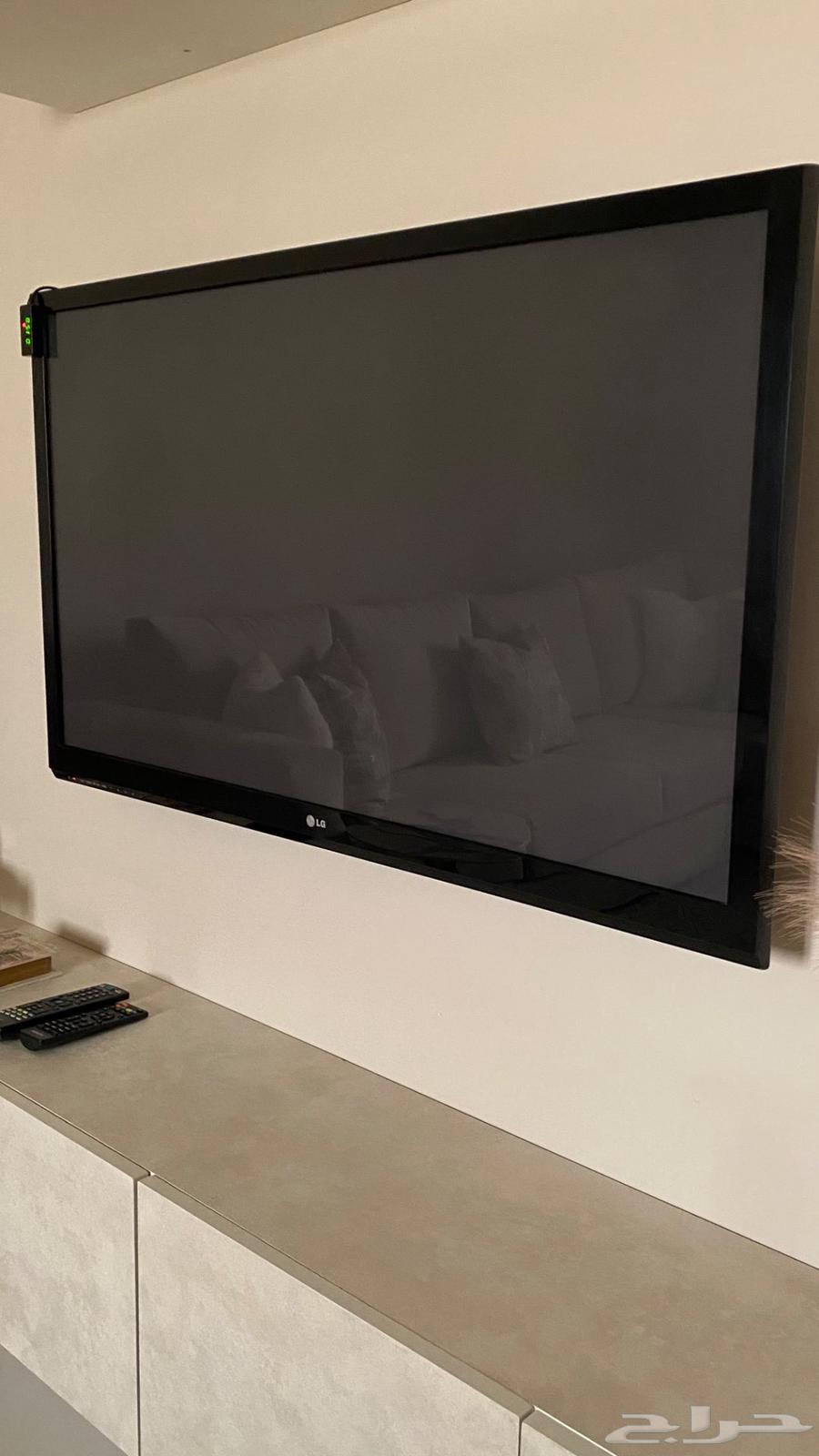 تلفزيون LG نظيف جدا للبيع64429465143553111