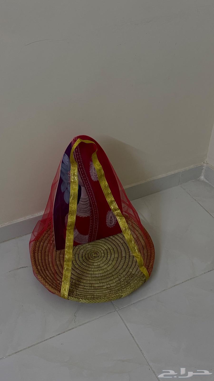 Suction plates for distribution64429708448131111