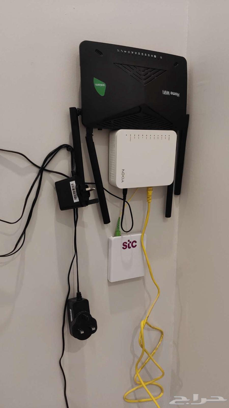 Sofa, Internet, and Curtain for Sale in Jeddah64429976553859113