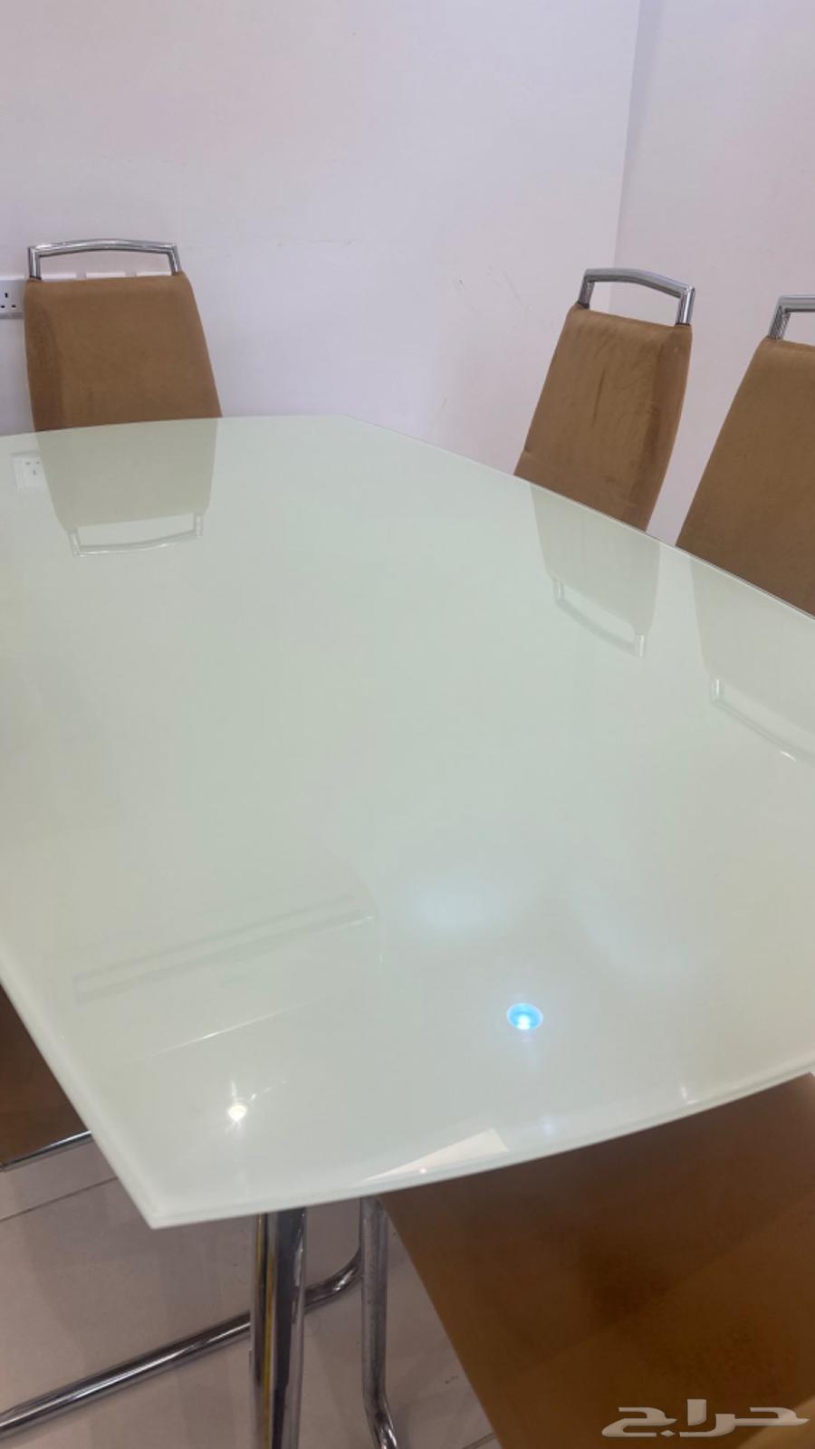 Dining table set with 6 chairs64430531824001113