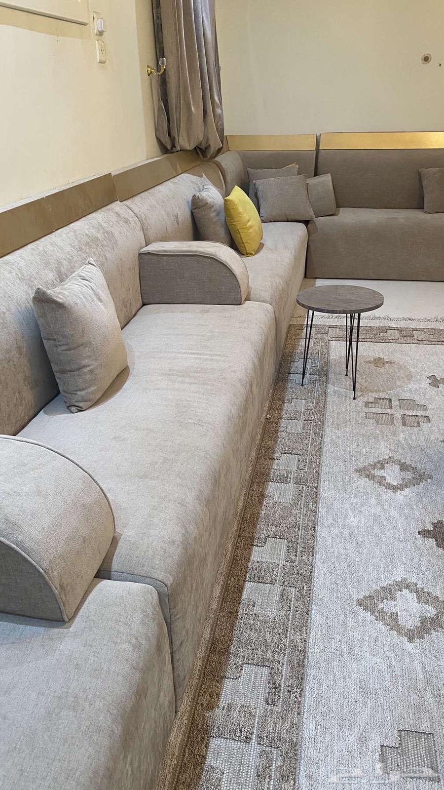 مجلسين مستعمل نظيف للبيع64426928627970114