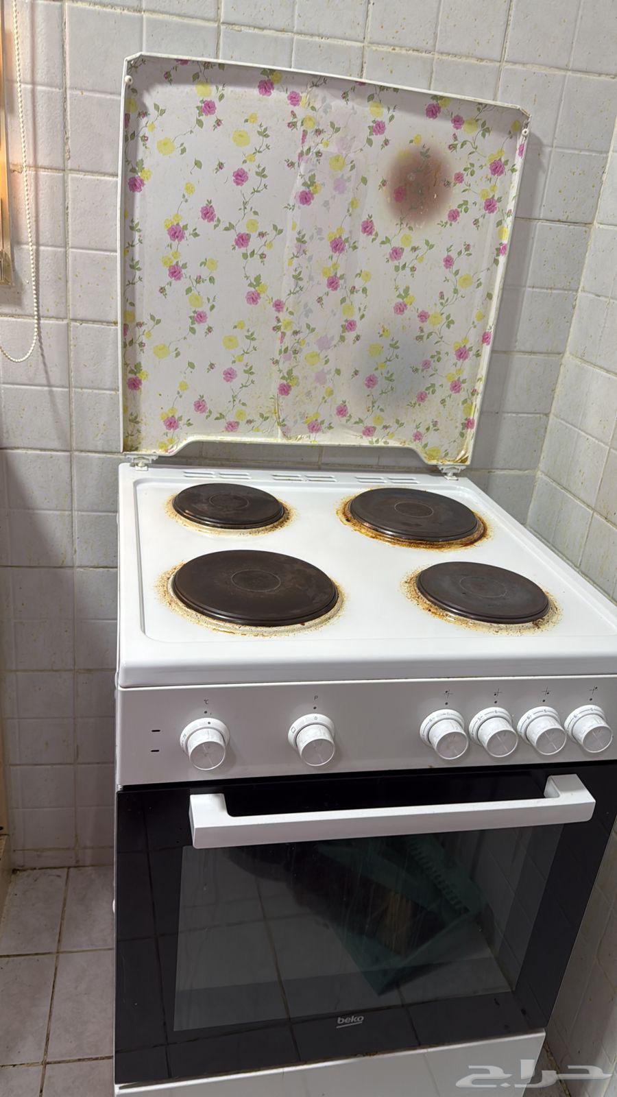 فرن كهربائي بيكو بحالة ممتازه64433659826434110