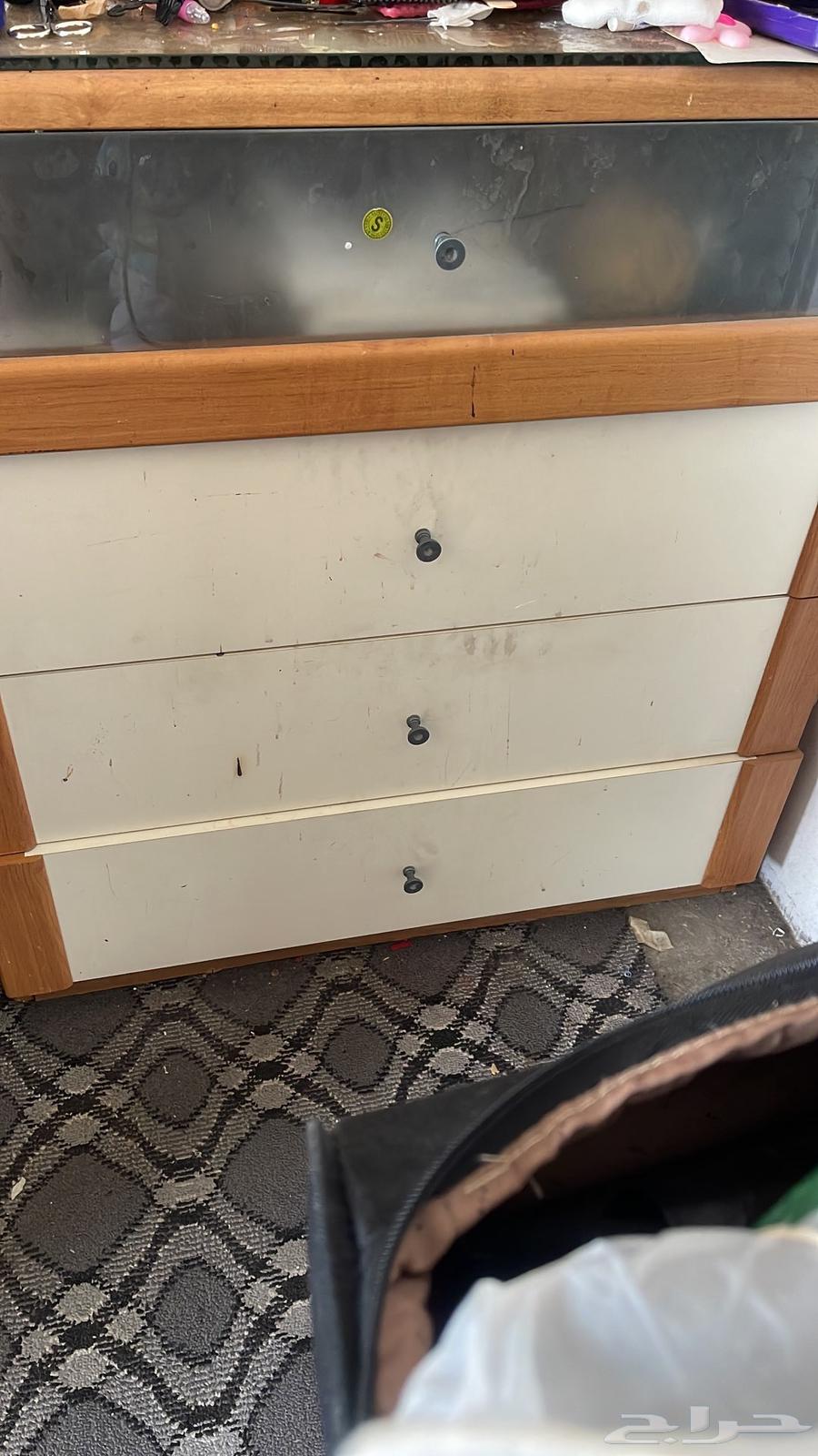 اغراض متفرقه للبيع64433940003585114