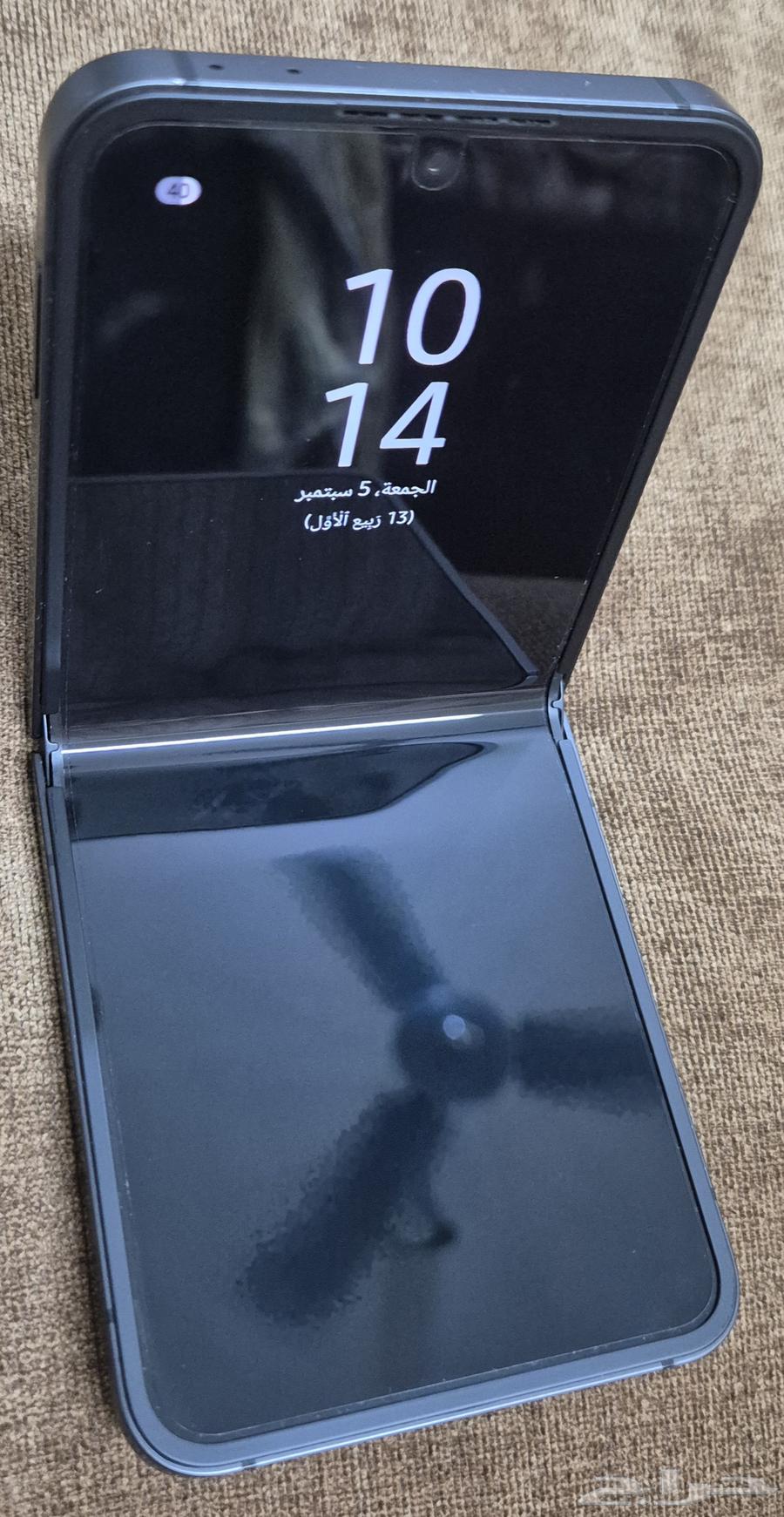 Galaxy Z Flip6 Black Crafted64428657664515113