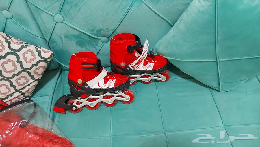 سكيت ولادي شبه جديد استخدام مره او مرتين الجاد يكلمني64433390825473111