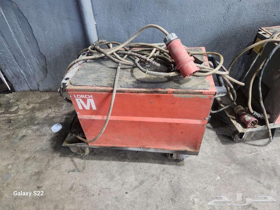 Three Arc Welding Machines64588173805185112