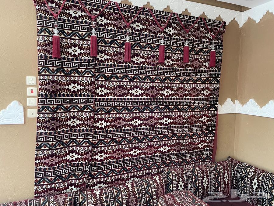 Two sofas and popular cushions64428187837442114