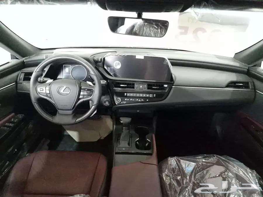 لكزسES 350 مطور بريمي فتحة سقف 2025 باقل سعر للكاش ونظام5064589600135298114