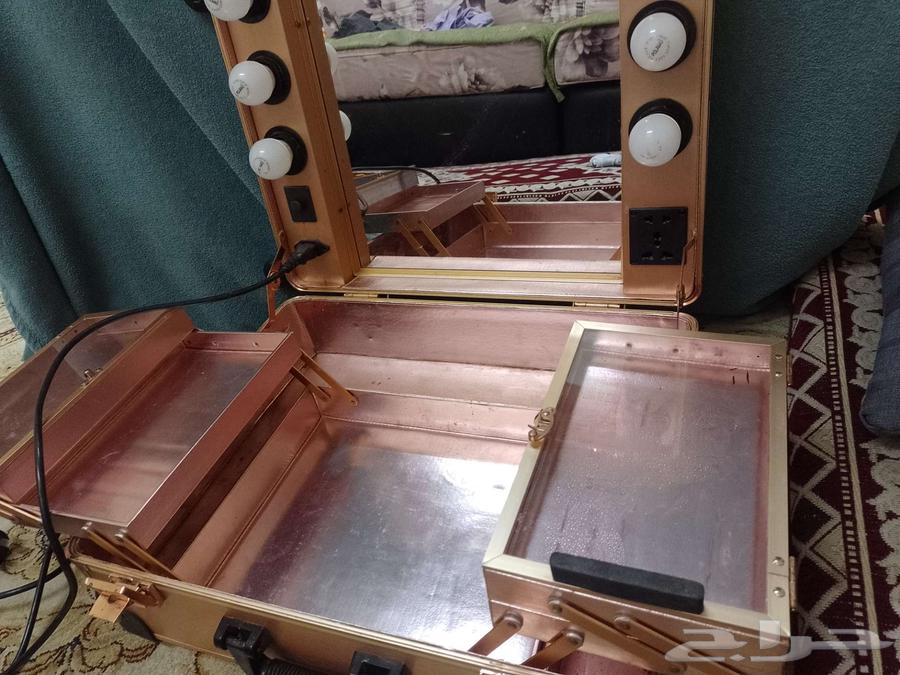 شنطة مكياج كبيرة64430940960258112