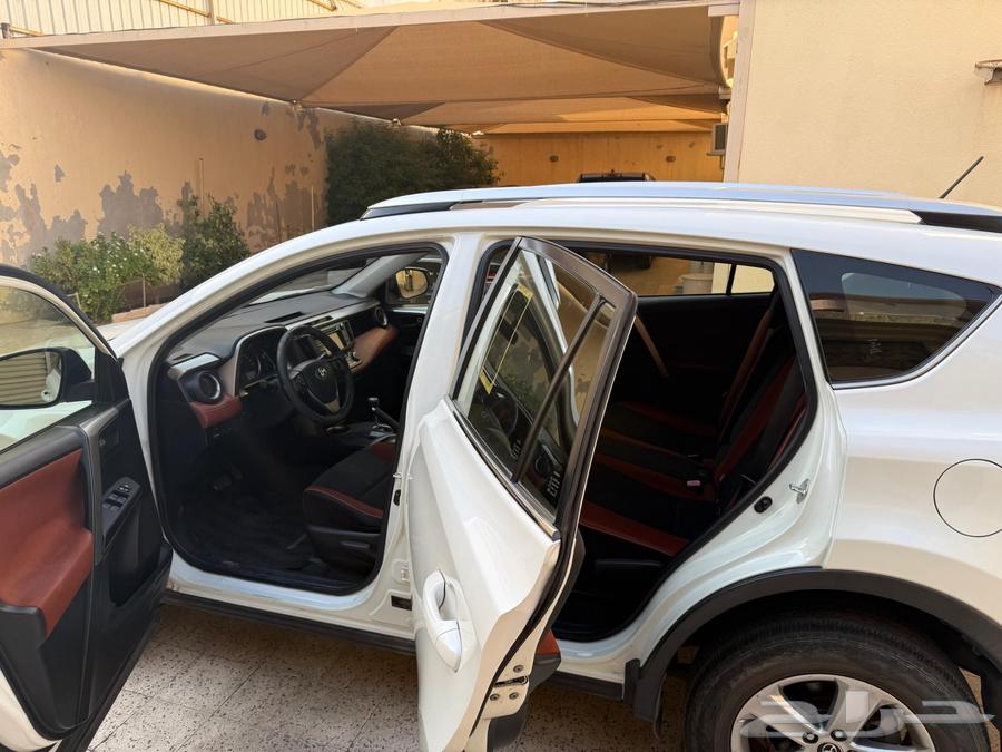 تويوتا راف فور 201564591791767298112