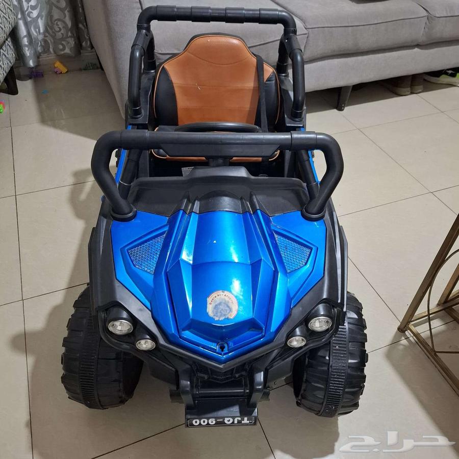 سرير أطفال وأغراض منزلية وسيارة كهربية للبيع64432114934019113