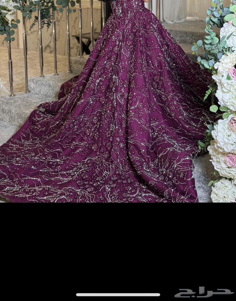 فستان ملكه فخم قطعه مميزه لون الترند64439527944834110