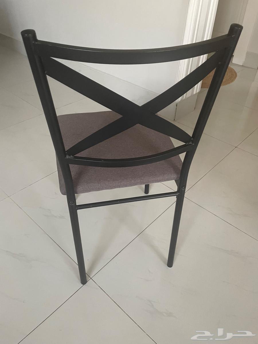 Chair in excellent condition (6 pieces) each for 30 SAR64435596325633110