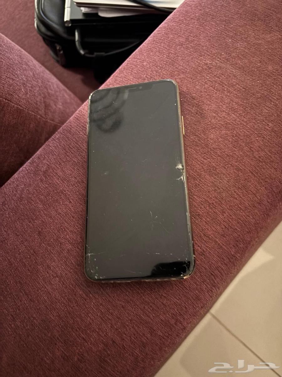 ايفون 11 برو ماكس64435610987395111