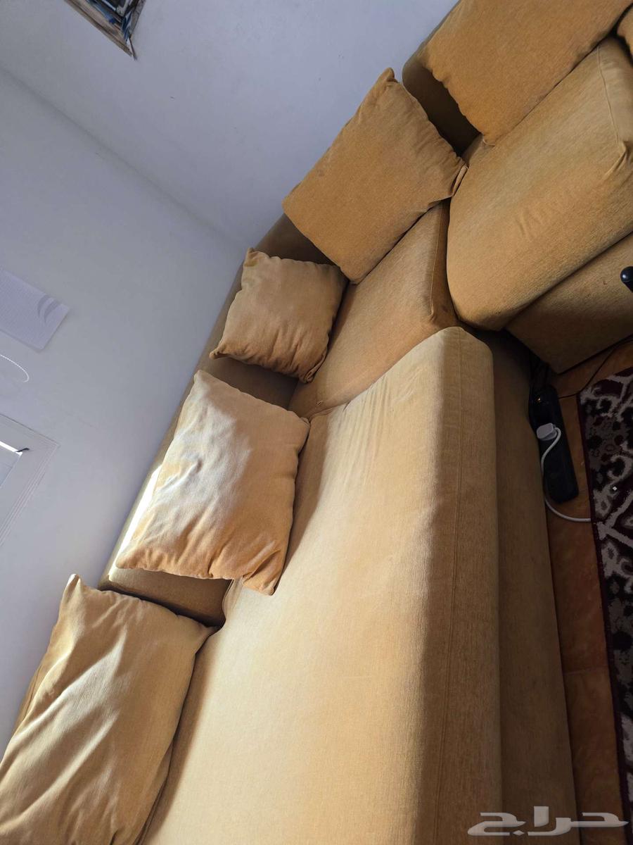 Corner sofa in good condition64436293160323112