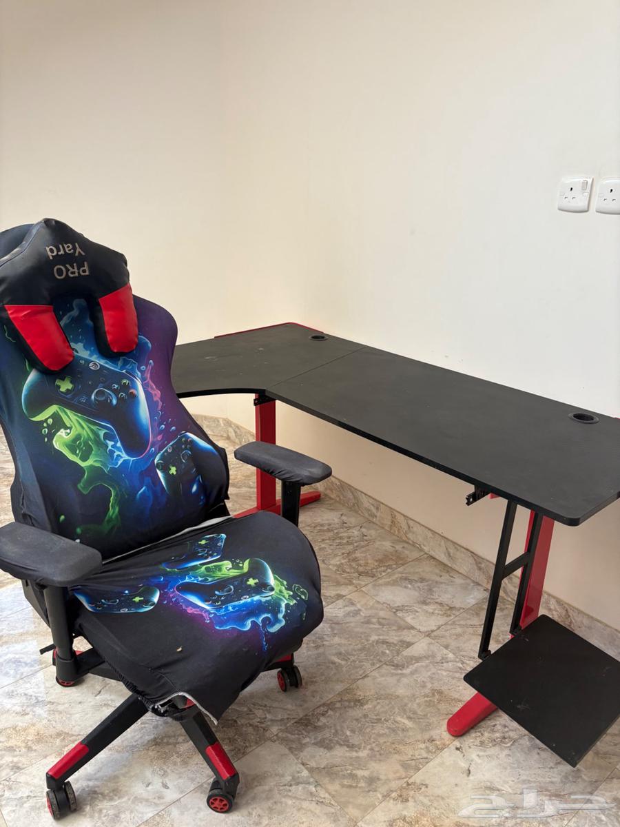 طاولة قيم للبيع64436453749507110