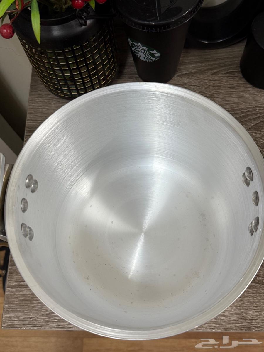 كاتم قدر سب اسود ملكي(تم البيع)64437935137153113