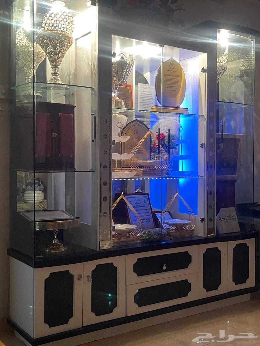 دولاب مكتبة زينة قزاز64437908336386113