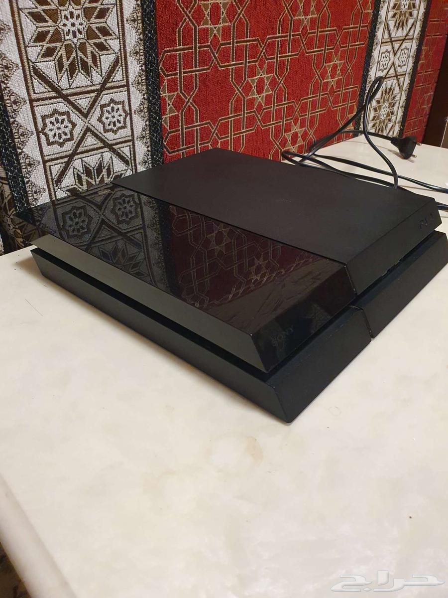 Very clean PlayStation 4 with 1TB memory64438176757251111