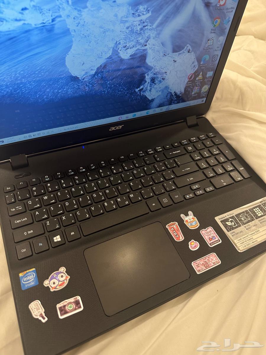 لابتوب64438538504834112