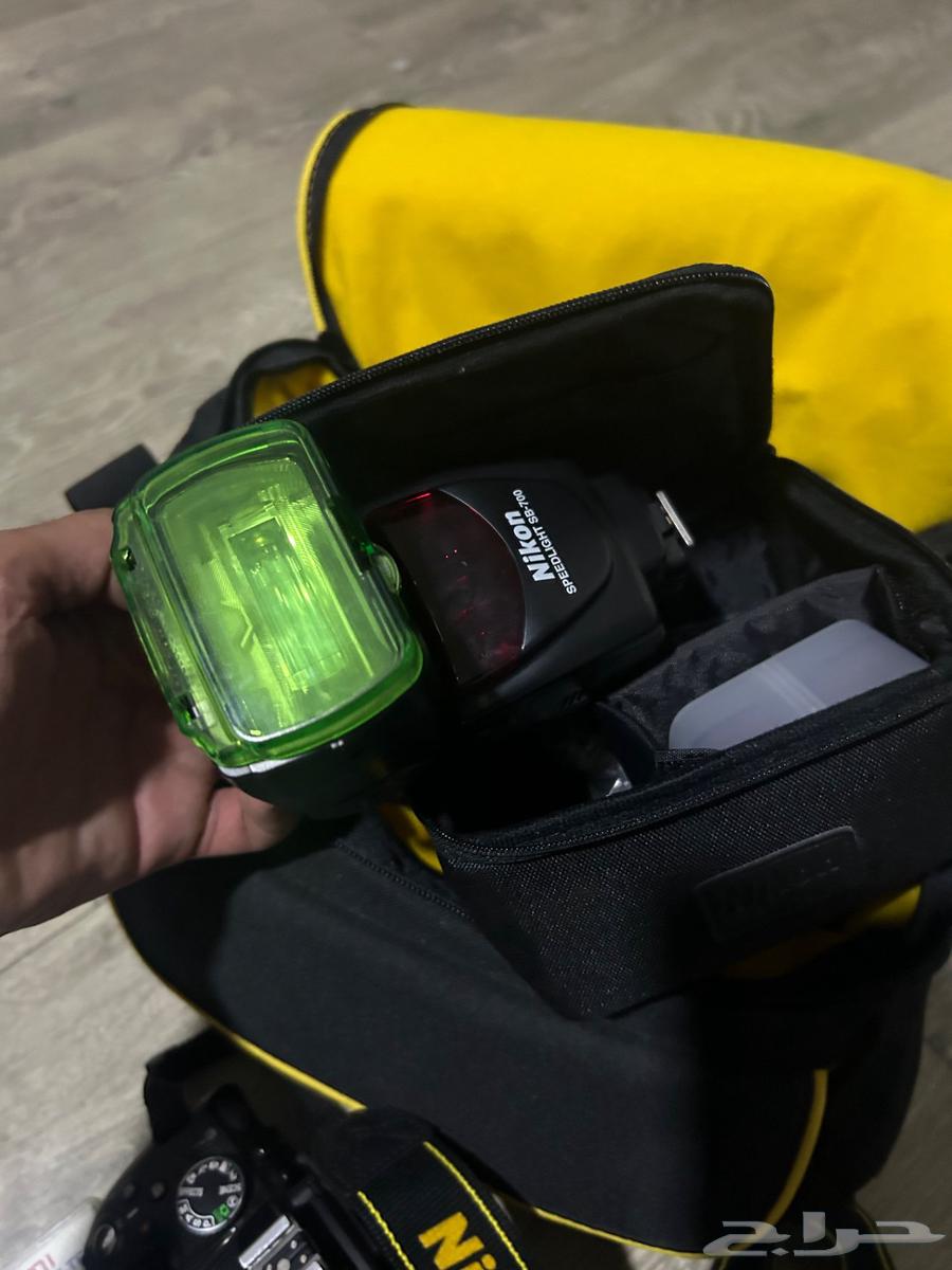 Nikon D5100 camera with lenses and complete set64438632182530114