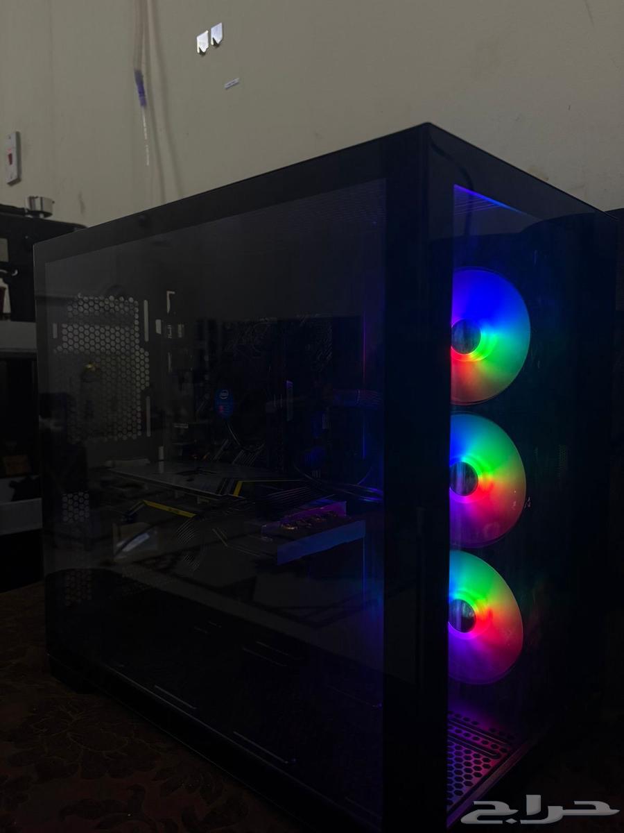 للبيع بي سي او البدل بسوني فايف مع دفع الفرق64439569276417110