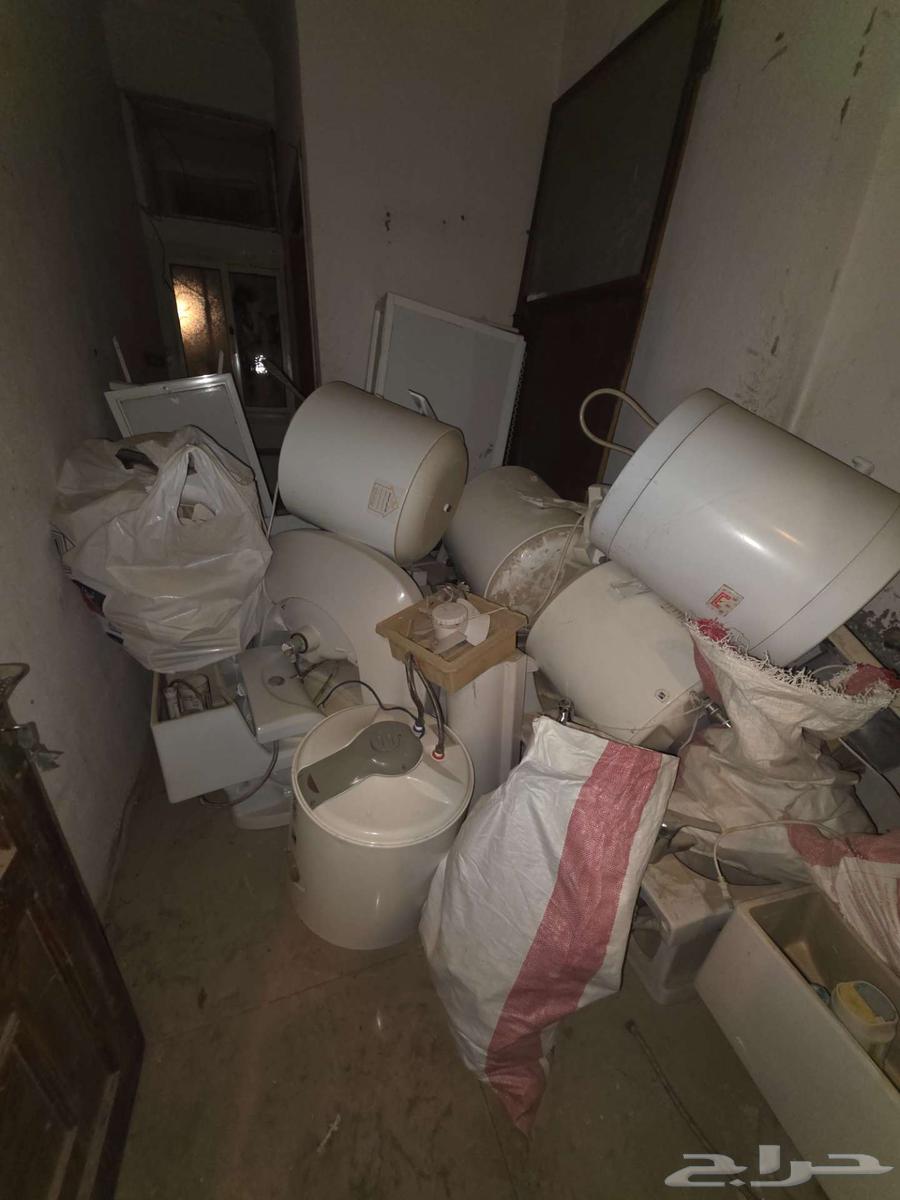 بيع كراسي حمام و مغاسل رخام و مظلتين سيارة على السوم64439904270465112