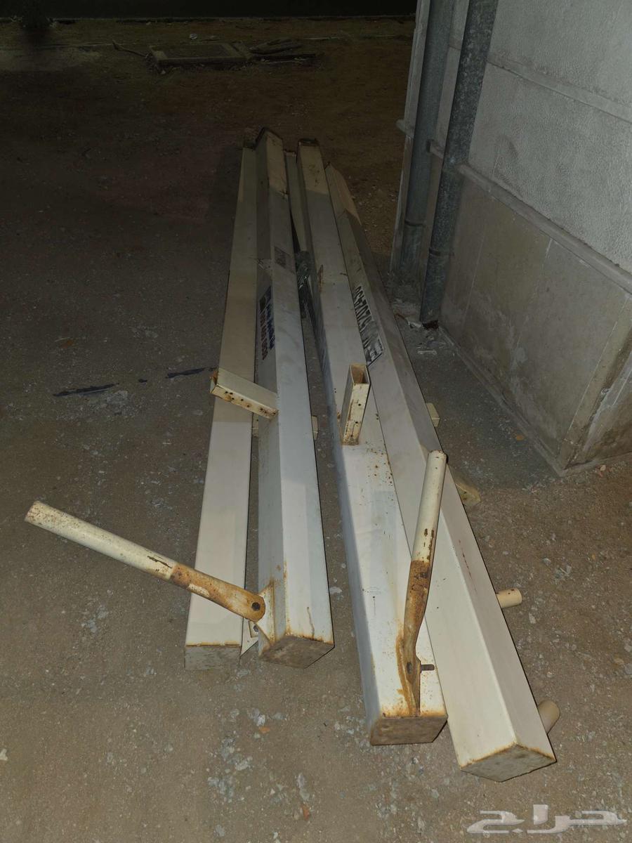 بيع كراسي حمام و مغاسل رخام و مظلتين سيارة على السوم64439904270465111