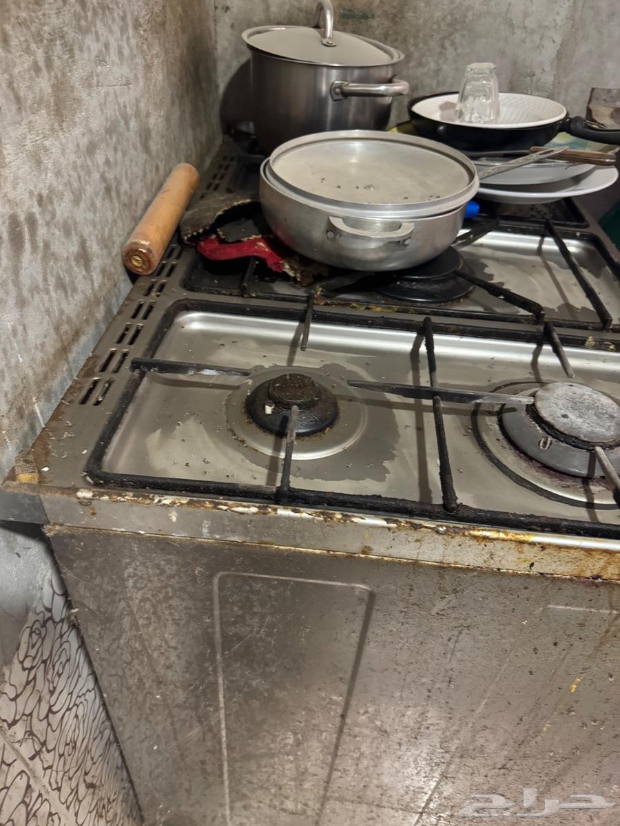 للبيع ثلاجة وفرن غاز ومكيف صحراوي القصيم بريدة64440219232641110