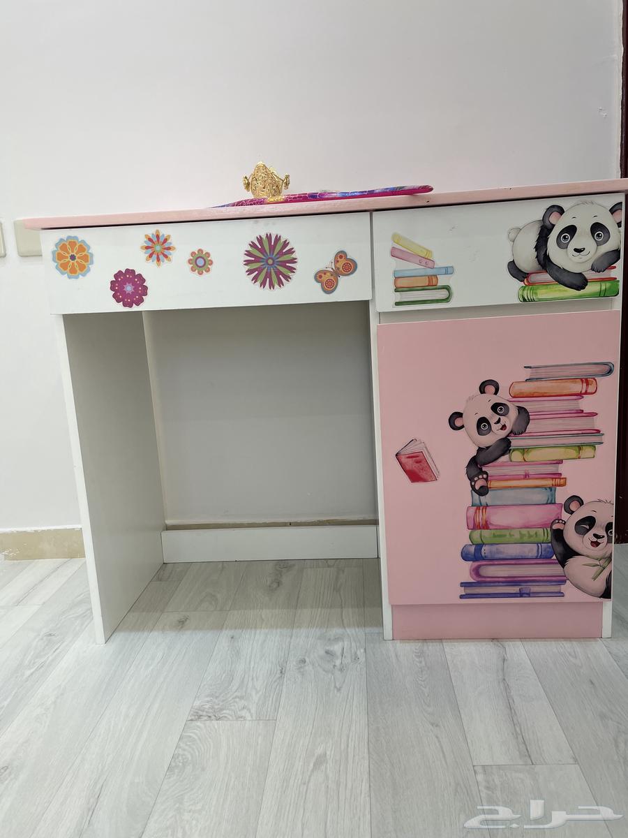 2 toddler beds with desks and drawer units64440219209219110